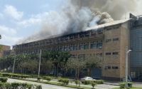 台湾东华大学化学实验室地震起火爆炸 持续燃烧7小时