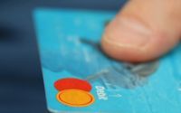 中信银行信用卡年费怎么收取 减免年费的方法有哪些