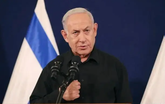 数万人要求以色列总理“立即辞职” 一名女警受伤