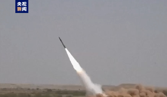 巴基斯坦成功试射“法塔赫-2”制导火箭系统，射程达400公里